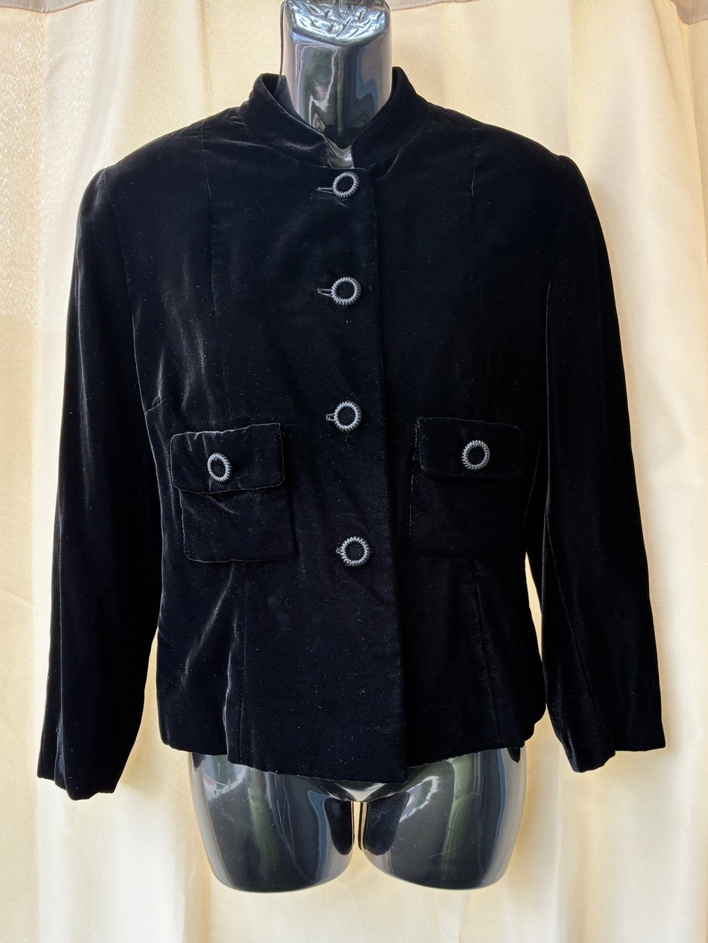 Vintage 90s Size 12 Barneys New York Andre Velvet Jacket made in Italy